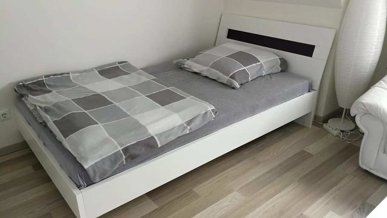 Muenchen Waldperlach Ruhig Und Sehr Schoene Wohnung Tyskland